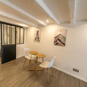 Confortable 2 Pièces Au Cœur Du Centre Historique Appartement